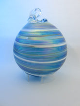 Load image into Gallery viewer, WinterMint Orb