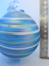 Load image into Gallery viewer, WinterMint Orb
